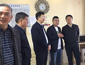 江书记、许书记关心养老工作